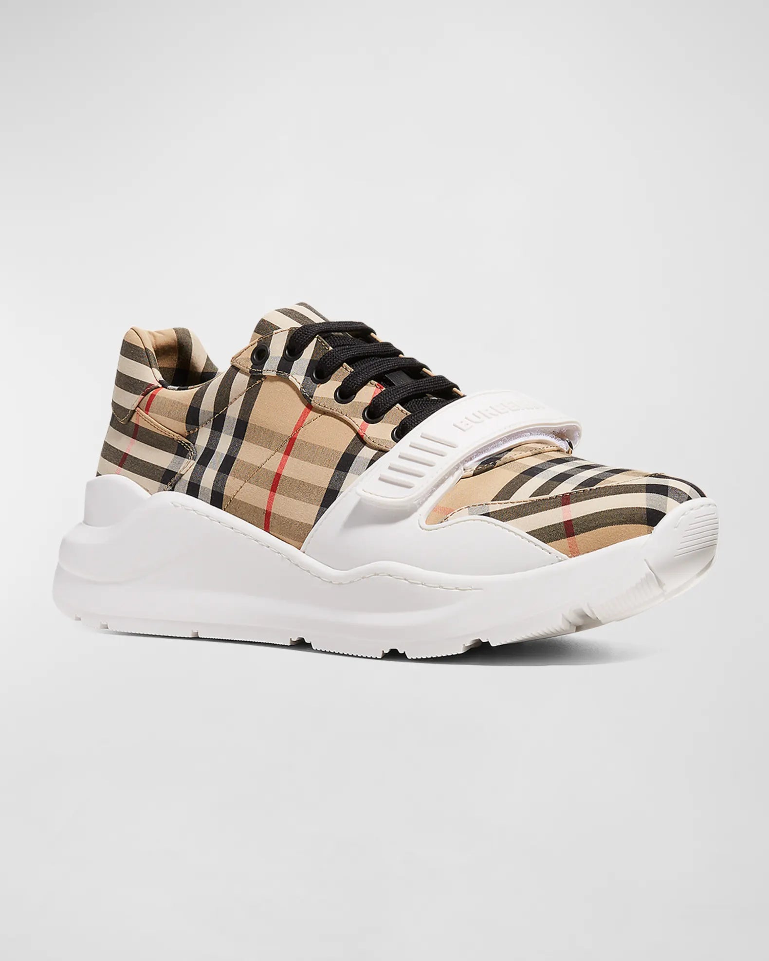 Burberry Regis Sneakers